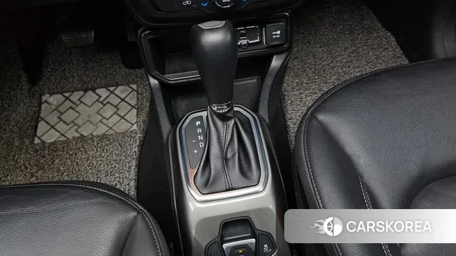 Jeep Renegade id 3429025 из Кореи 19