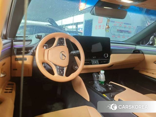 Lexus ES id 4341864 из Китая 12