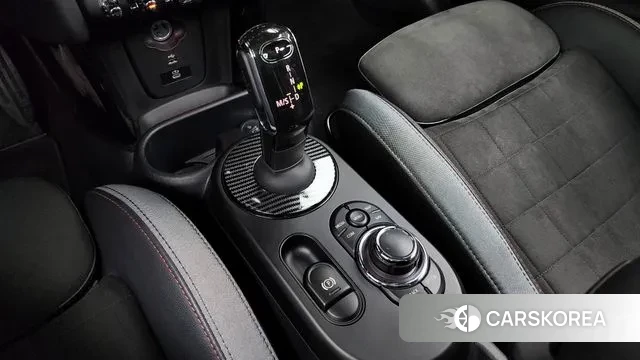 Mini Cooper S id 3109821 из Кореи 19