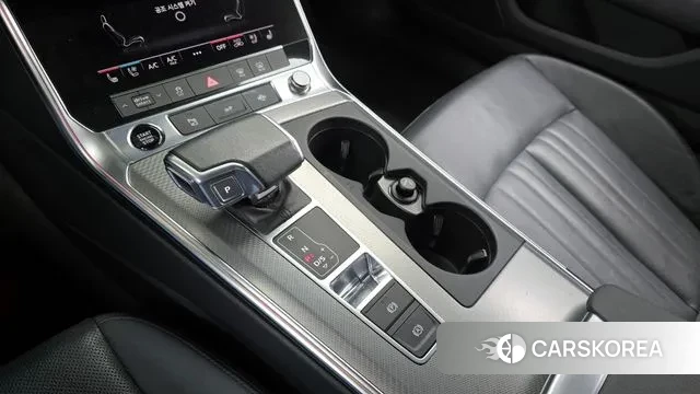 Audi A6 (C8) id 3442462 из Кореи 19