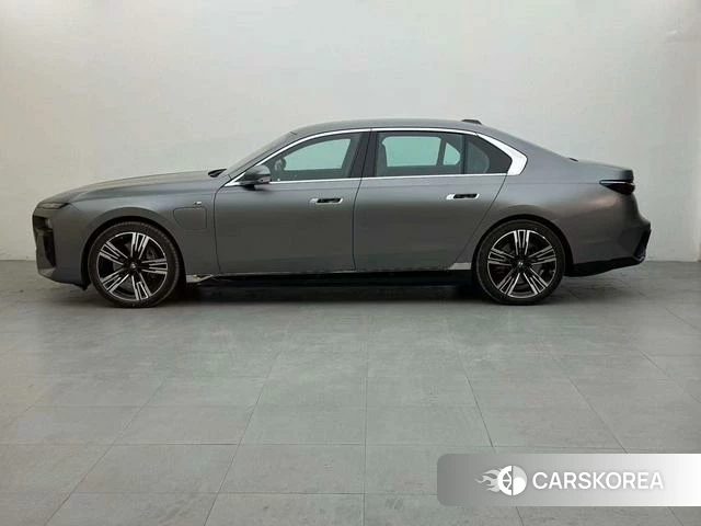 BMW i7 id 4275725 из Китая 17
