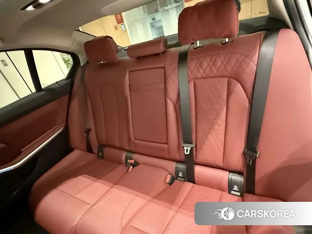 BMW 3 series id 4297384 из Китая 16