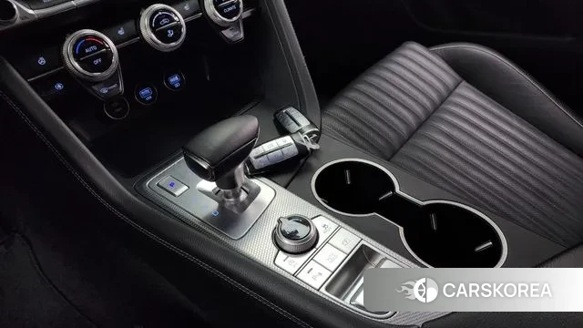 Genesis The New G70 id 2994703 из Кореи 19