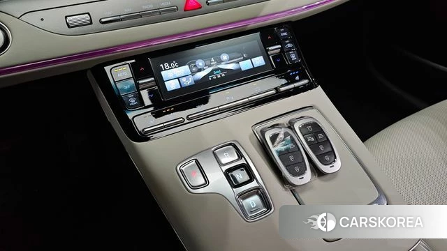 Hyundai The New Grandeur IG Hybrid id 4476207 из Кореи 19