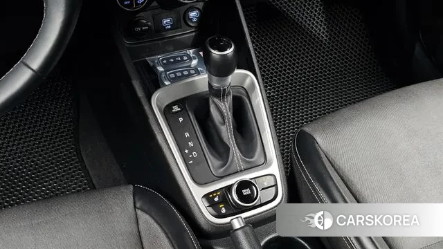 Hyundai Venue id 3747935 из Кореи 19