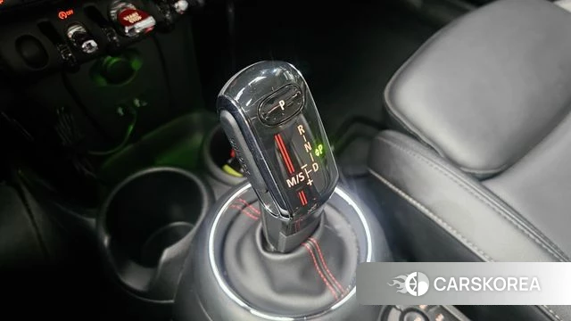 Mini Cooper S id 4689047 из Кореи 29