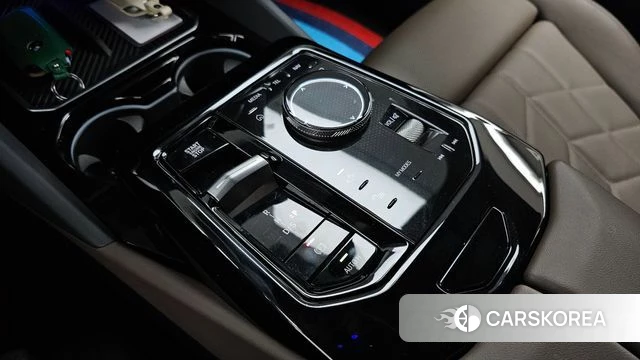 BMW 5 Series (G60) id 4665351 из Кореи 35