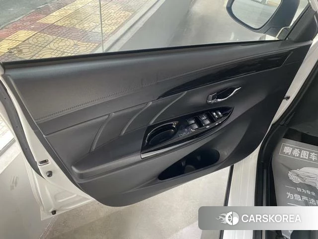 Toyota YARIS L Zhixuan id 4262337 из Китая 35