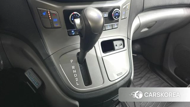 Hyundai The New Grand Starex id 3829234 из Кореи 19