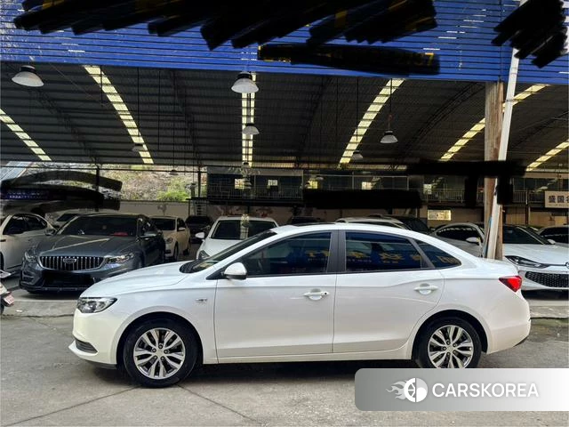 Buick Yinglang id 3876312 из Китая 14