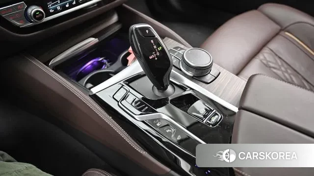 BMW 5 Series (G30) id 3315383 из Кореи 19