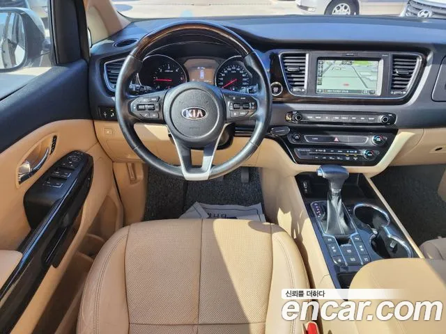 Kia The New Carnival id 2393325 из Кореи 19