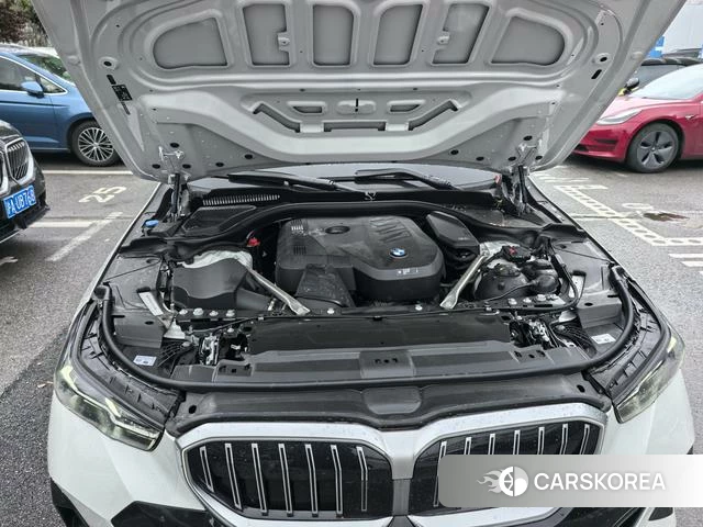 BMW 5 series id 4259109 из Китая 14