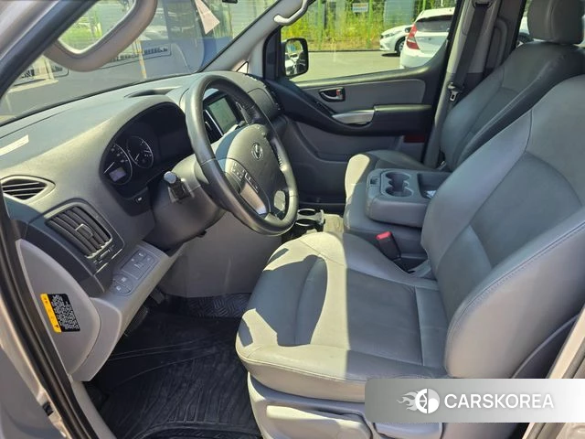 Hyundai The New Grand Starex id 4677668 из Кореи 13