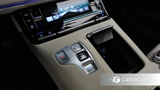 Hyundai The New Grandeur IG id 4401568 из Кореи 31