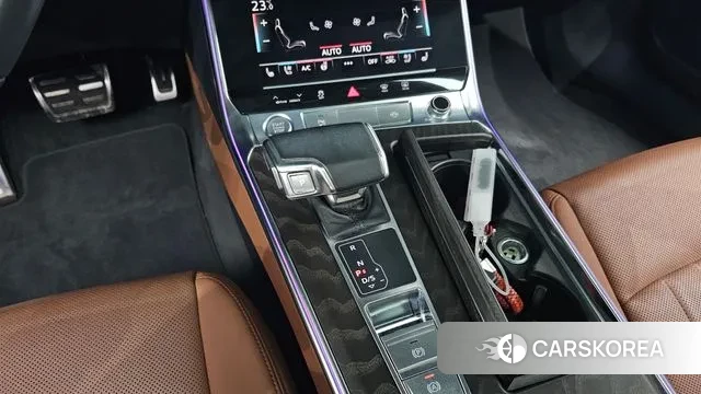 Audi A6 (C8) id 3356304 из Кореи 19