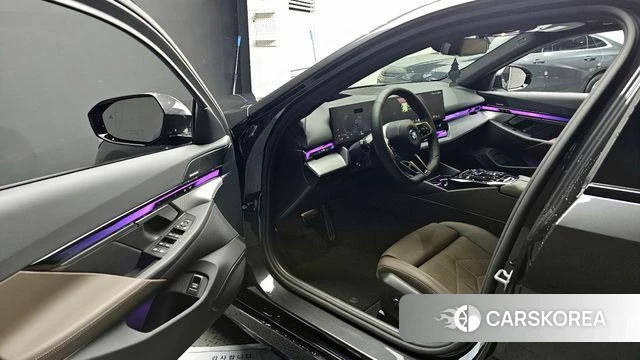 BMW i5 (G60) id 3805199 из Кореи 19