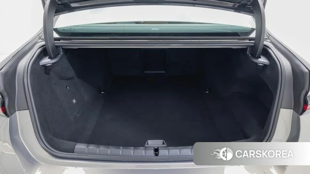 BMW i7 (G70) id 4354040 из Кореи 19