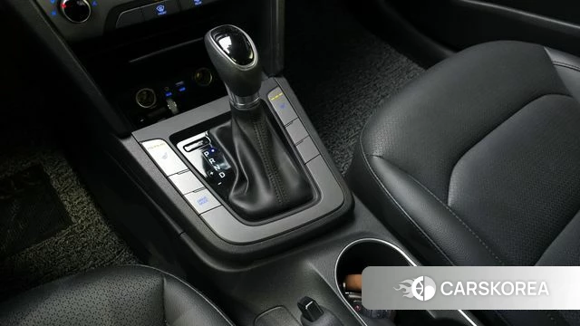 Hyundai Avante AD id 3943119 из Кореи 19