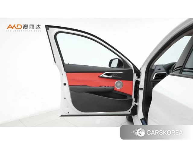 BMW 1 series id 4257905 из Китая 9
