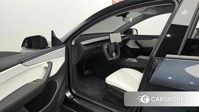 Tesla Model Y id 4757044 из Кореи 36