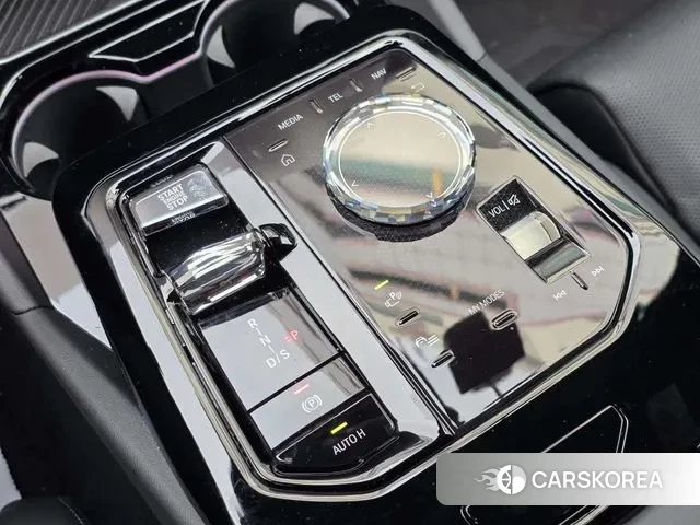 BMW 5 Series (G60) id 3769760 из Кореи 19