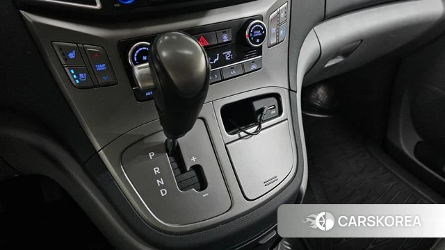 Hyundai The New Grand Starex id 3899052 из Кореи 19