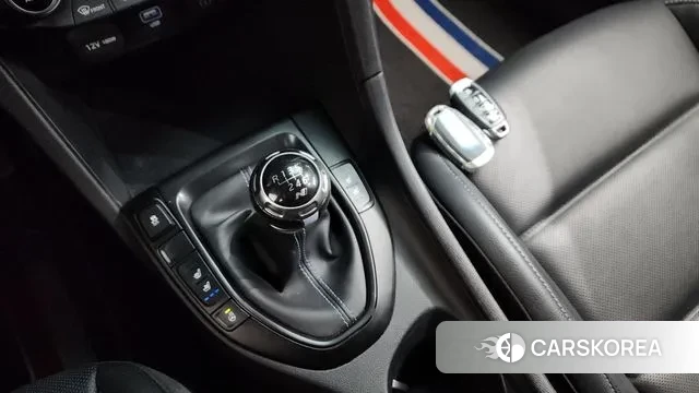 Hyundai Veloster (JS) id 3378676 из Кореи 19