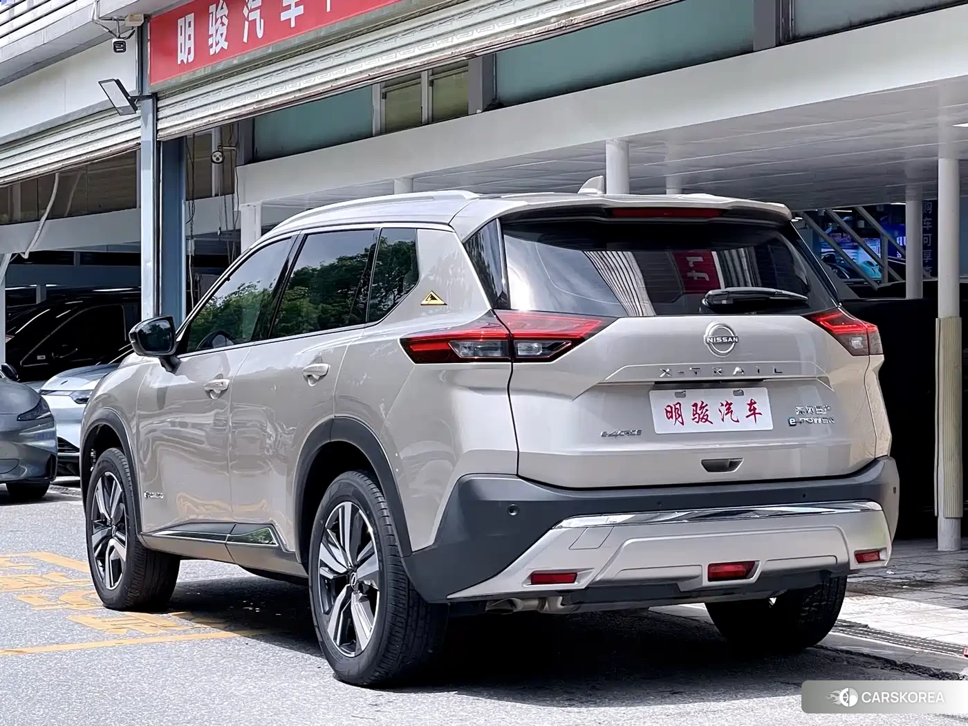 Nissan Qijun id 4512935 из Китая 31