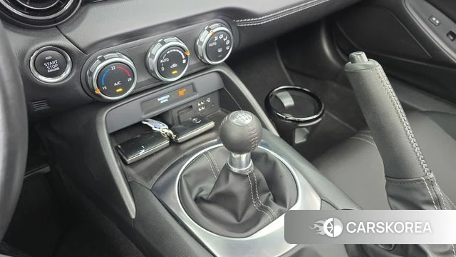 Mazda MX-5 MIATA id 4469940 из Кореи 19