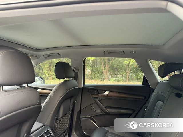 Audi Q5L id 4259444 из Китая 15