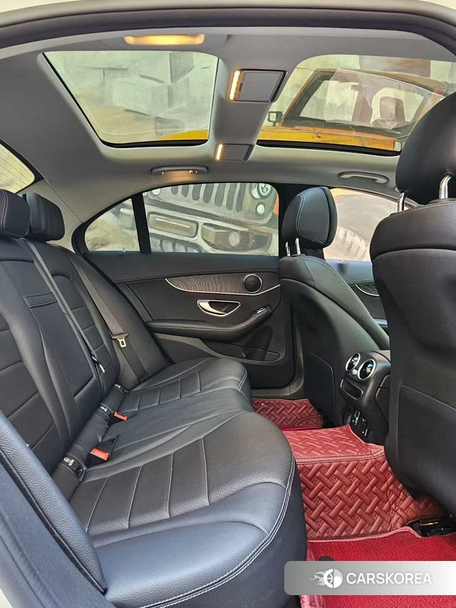Mercedes-Benz Class C id 4290245 из Китая 9