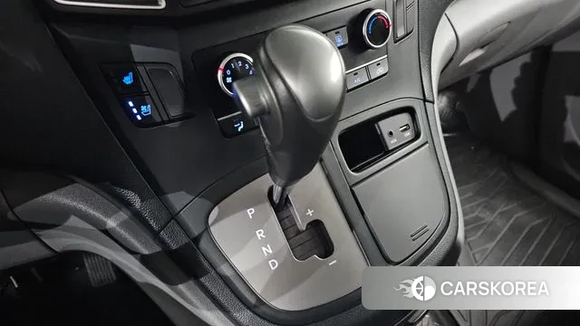 Hyundai The New Grand Starex id 3621755 из Кореи 19