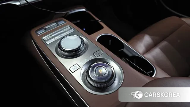 Genesis GV70 id 3498503 из Кореи 19