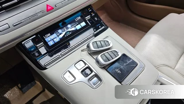 Hyundai The New Grandeur IG Hybrid id 2999978 из Кореи 19