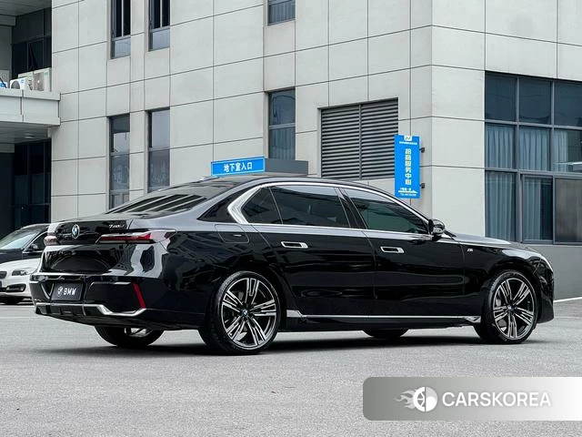 BMW 7 series id 4299522 из Китая 9