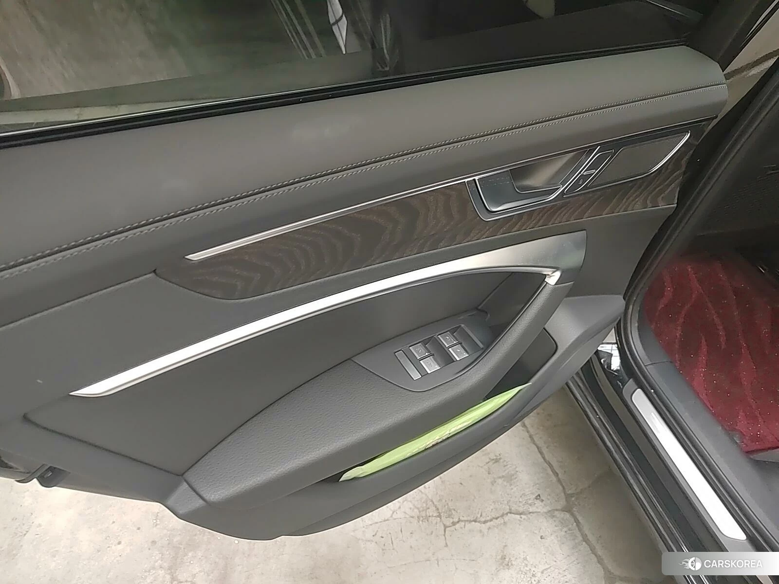 Audi A6L id 4479342 из Китая 20