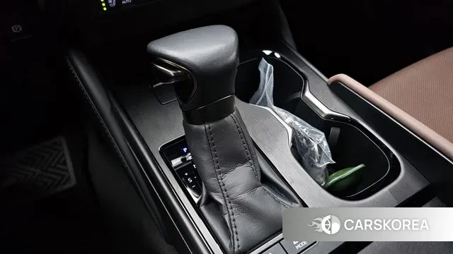 Lexus ES300h 7th generation id 3088229 из Кореи 19