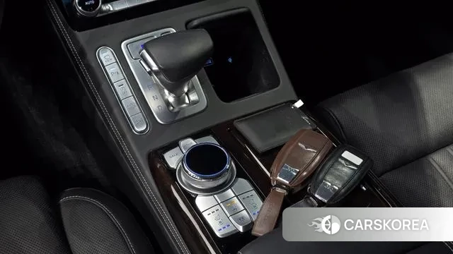 Genesis G90 id 3535779 из Кореи 19