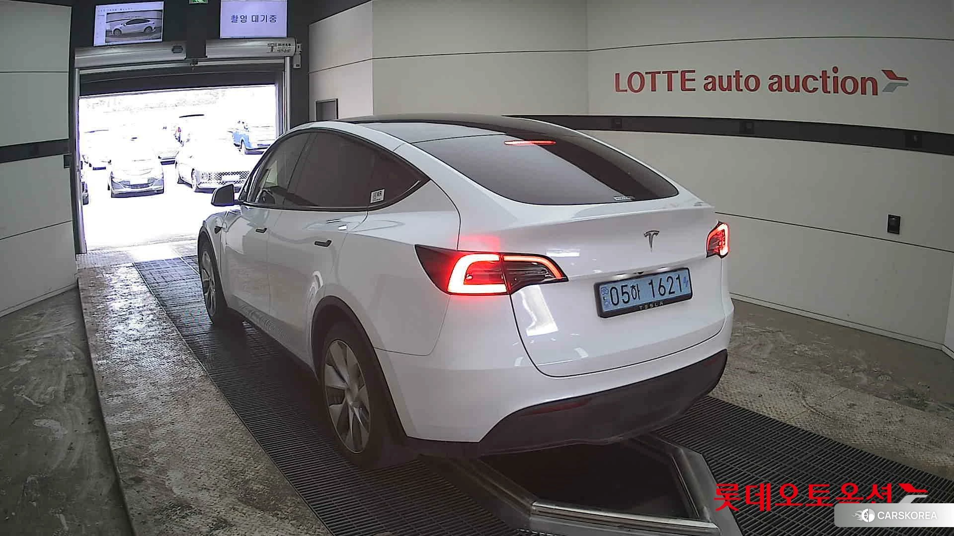 Tesla Model Y RWD id 3888283 из Кореи 36