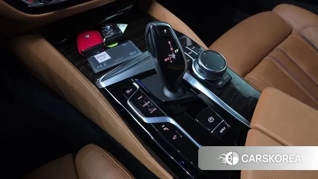 BMW 5 Series (G30) id 3596655 из Кореи 19