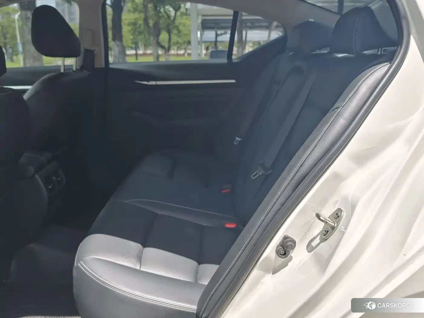 Nissan Altima id 4547348 из Китая 14