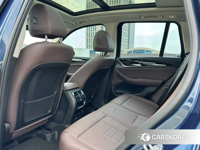 BMW X3 id 4240043 из Китая 9