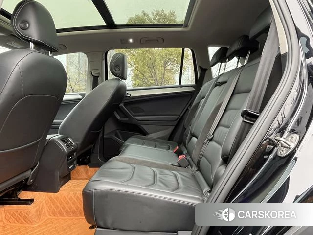 Volkswagen Tiguan L id 4290865 из Китая 21