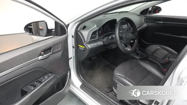 Hyundai The New Avante AD id 3728416 из Кореи 19