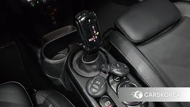 Mini Cooper S id 3787883 из Кореи 19