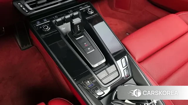 Porsche 911(992) id 3163930 из Кореи 19