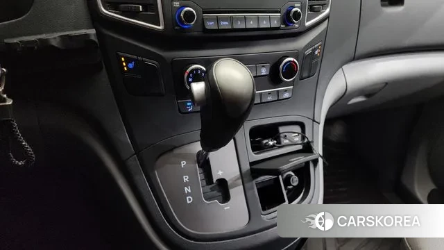 Hyundai The New Grand Starex id 3736810 из Кореи 19