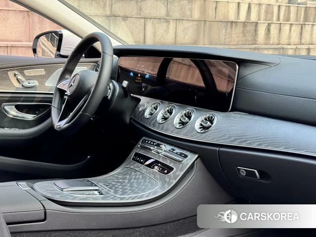 Mercedes-Benz CLS id 3902249 из Китая 16