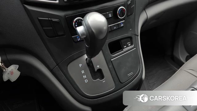 Hyundai The New Grand Starex id 4594456 из Кореи 19